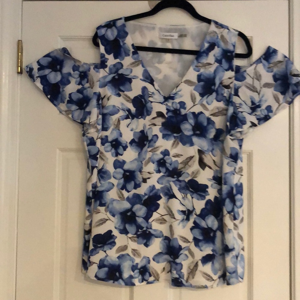 Calvin Klein women’s ‘cold-shoulder’ top